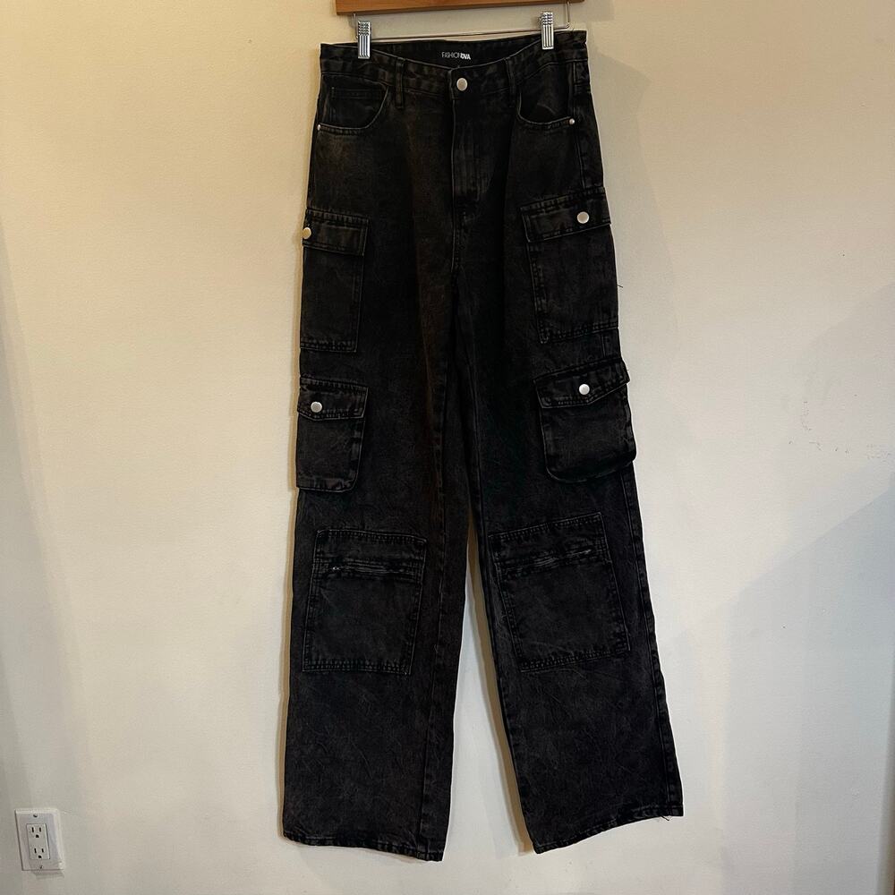 Fashion Nova Black Cargo Jeans sz 11 - Picture 2 of 10
